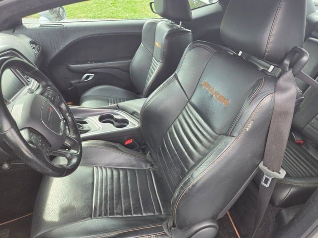 Used 2016 Dodge Challenger 392 Hemi Scat Pack Shaker Coupe