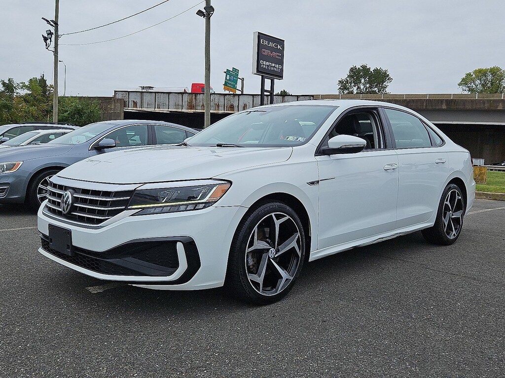 Used 2020 Volkswagen Passat 2.0T R-Line Sedan