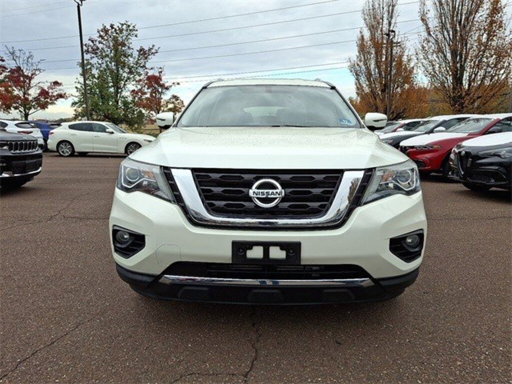 Used 2018 Nissan Pathfinder SV SUV