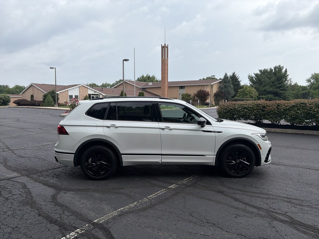 Certified 2024 Volkswagen Tiguan SE R-Line Black SUV