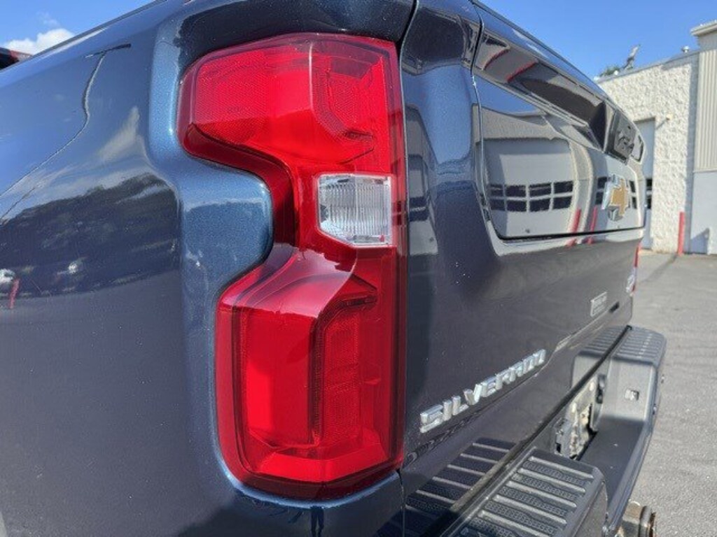 Used 2022 Chevrolet Silverado 2500HD High Country Truck Crew Cab