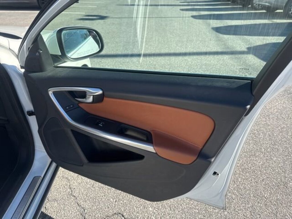 Used 2016 Volvo S60 Inscription T5 Premier Sedan