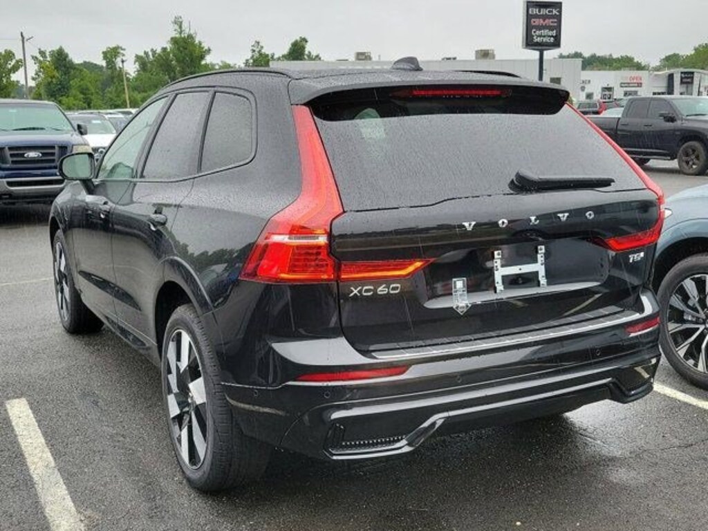 Certified 2025 Volvo XC60 Plug-In Hybrid Plus SUV