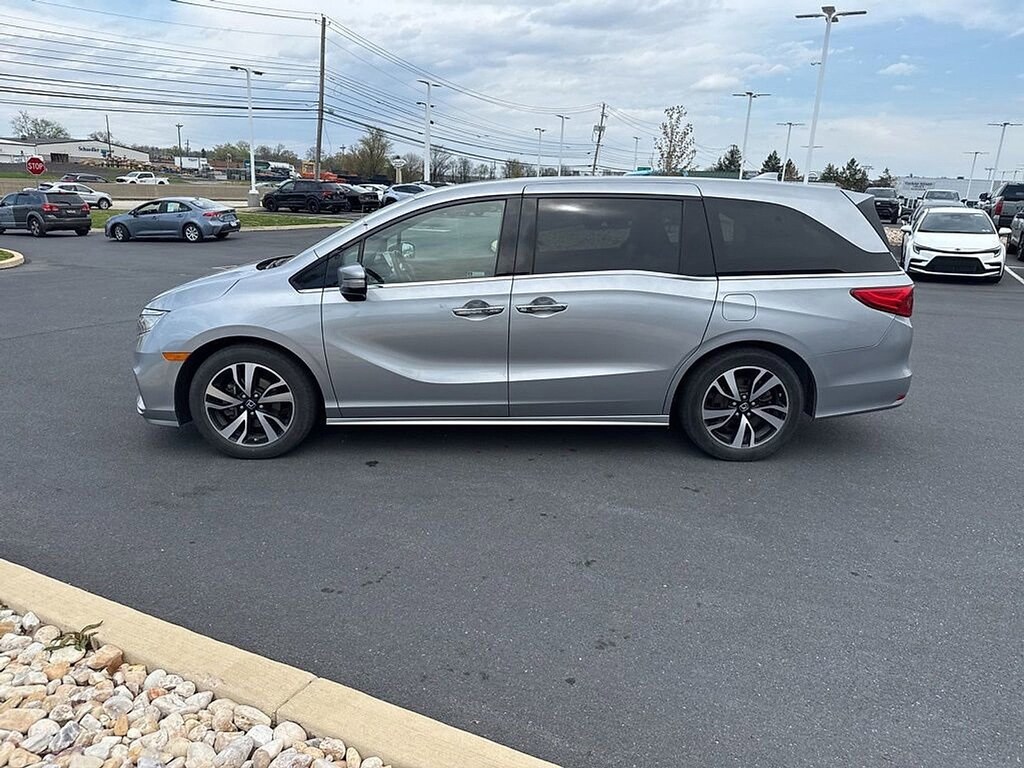 Used 2019 Honda Odyssey Elite Van