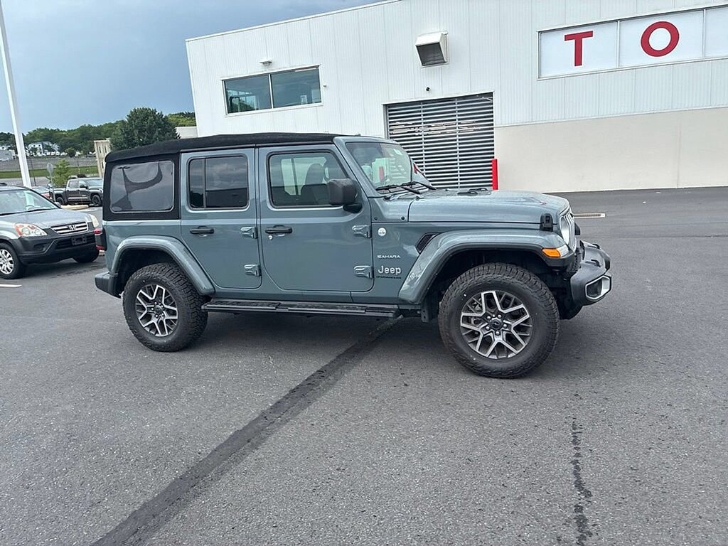 Used 2024 Jeep Wrangler Sahara SUV