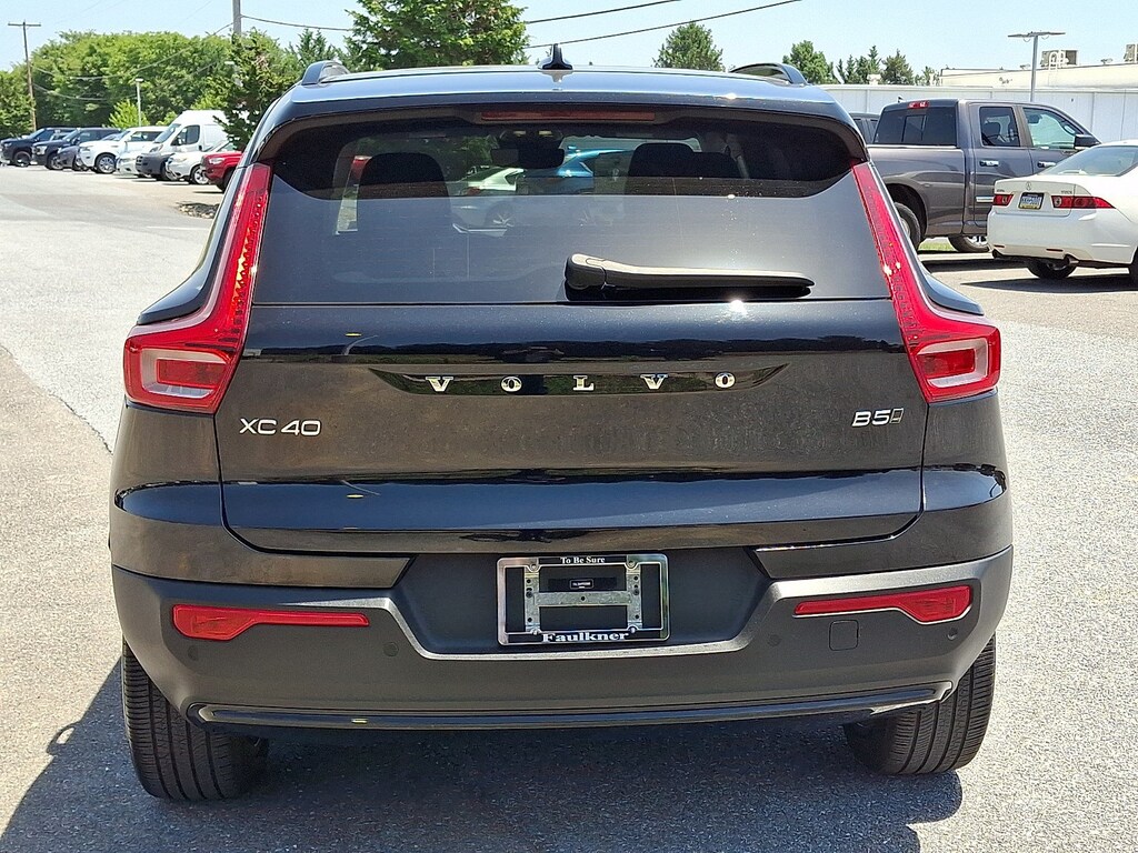 Used 2023 Volvo XC40 Plus Dark Theme SUV