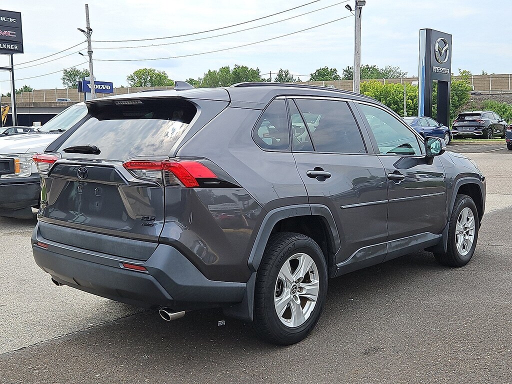 Used 2021 Toyota RAV4 XLE SUV