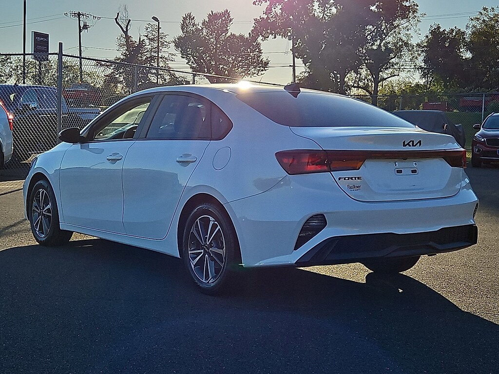 Used 2023 Kia Forte LXS Sedan