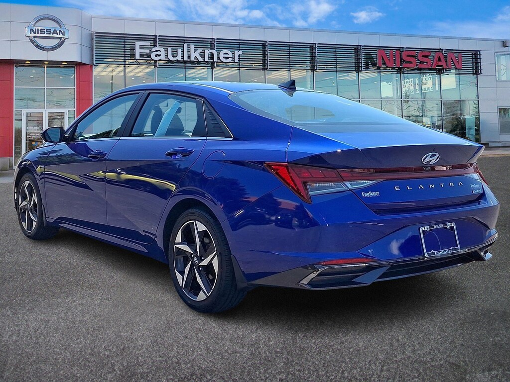 Used 2023 Hyundai Elantra Limited Sedan