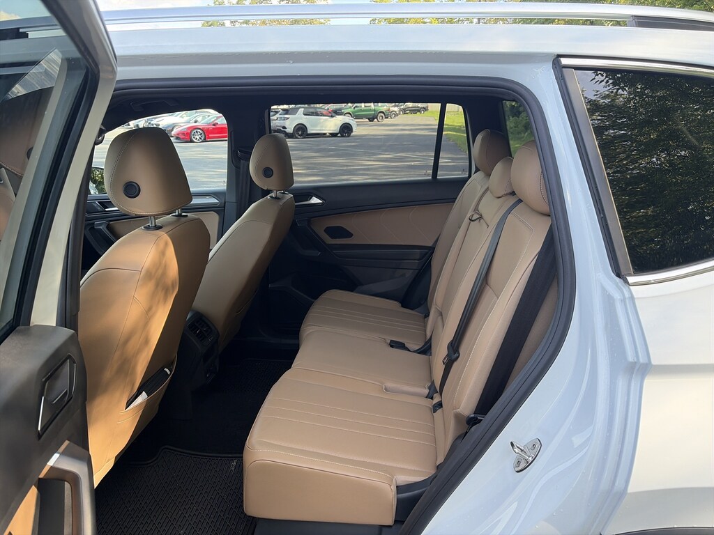 Certified 2022 Volkswagen Tiguan SE SUV