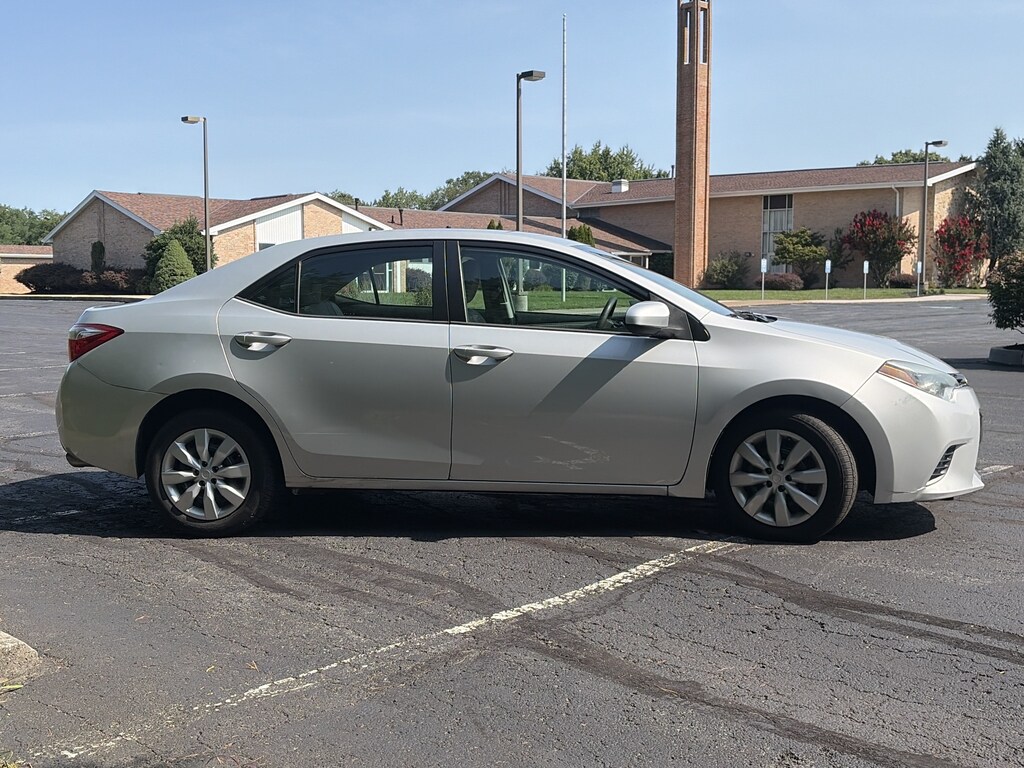 Used 2015 Toyota Corolla LE Sedan