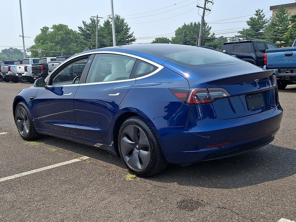 Used 2019 Tesla Model 3 Standard Range Plus Sedan