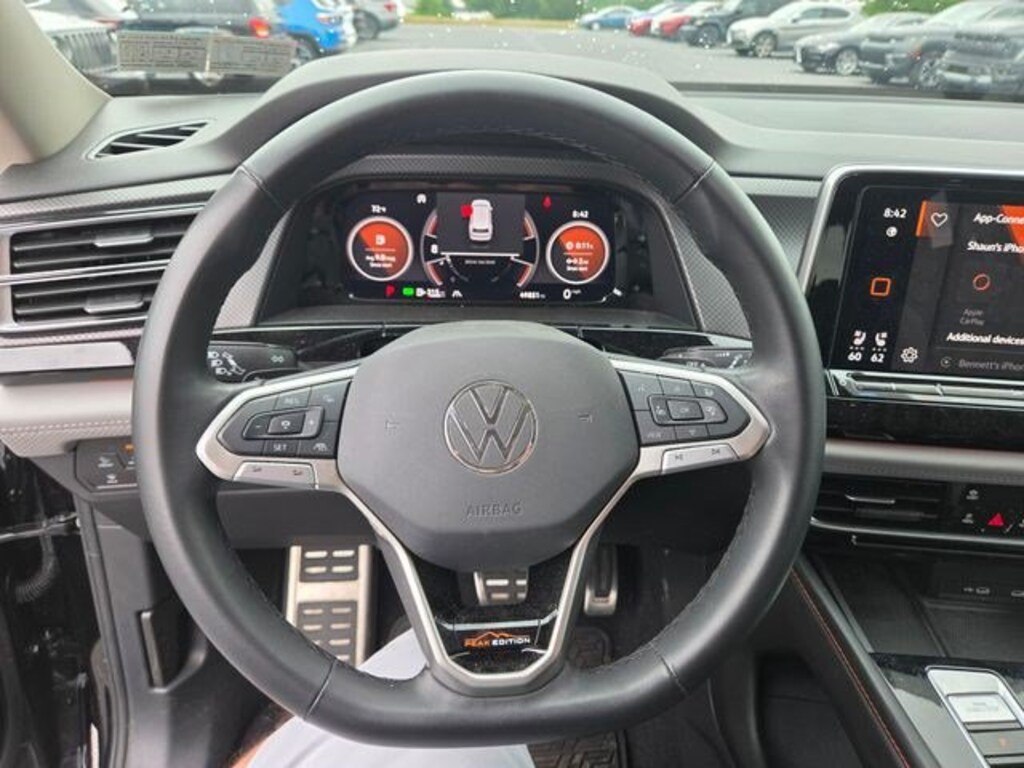 Used 2024 Volkswagen Atlas 2.0T Peak Edition SE w/Technology SUV