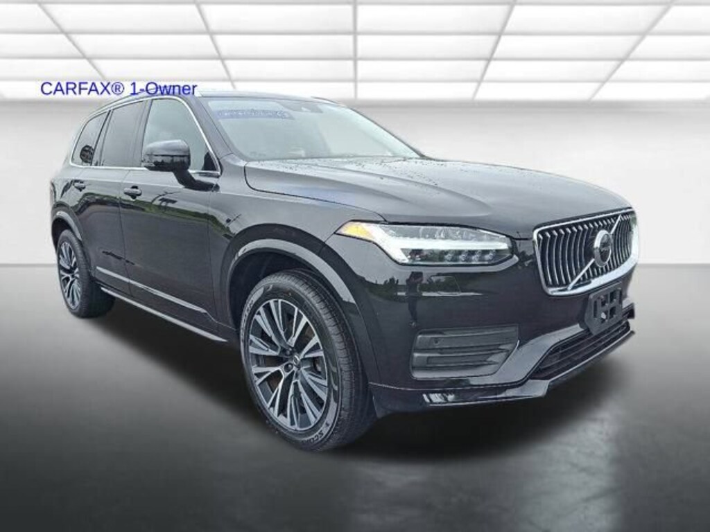 Used 2022 Volvo XC90 Momentum SUV