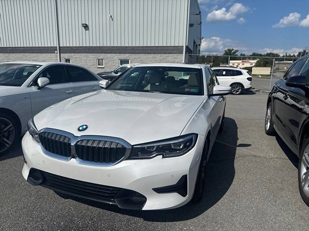 Used 2021 BMW 3 Series 330i xDrive Sedan