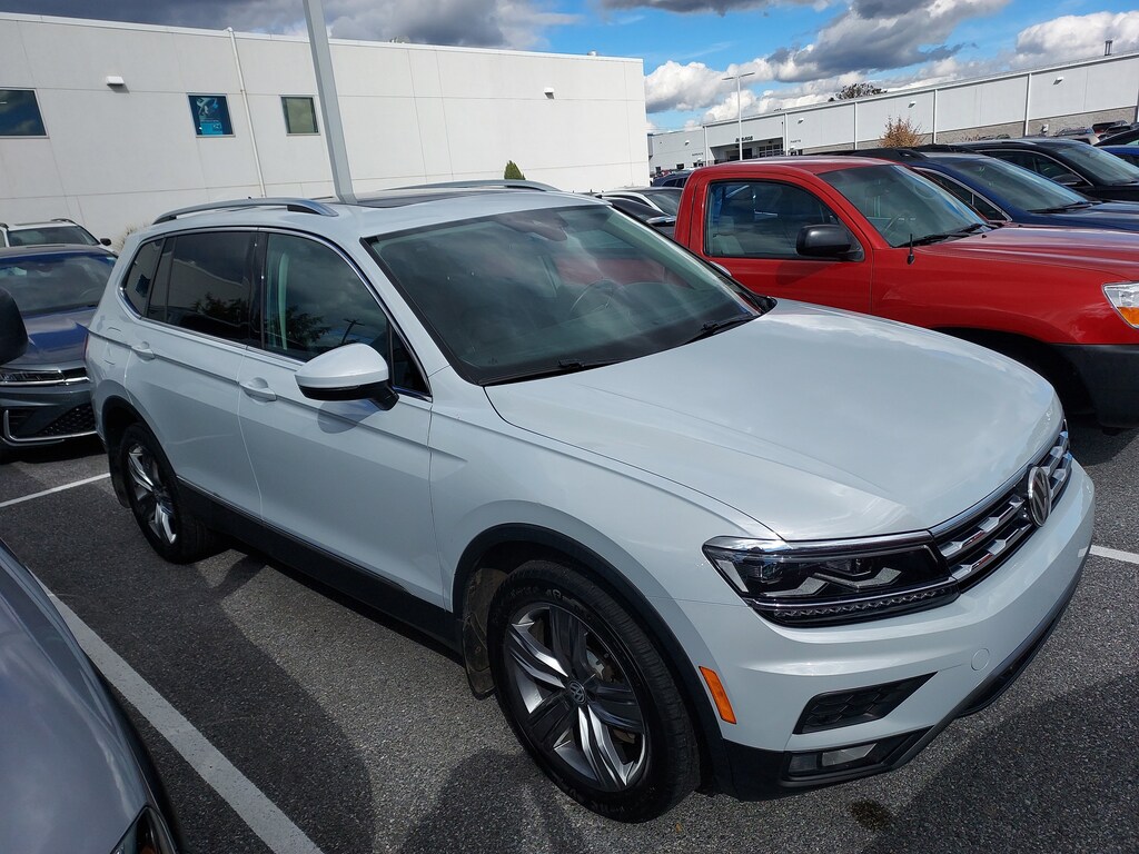 Used 2018 Volkswagen Tiguan SEL Premium SUV