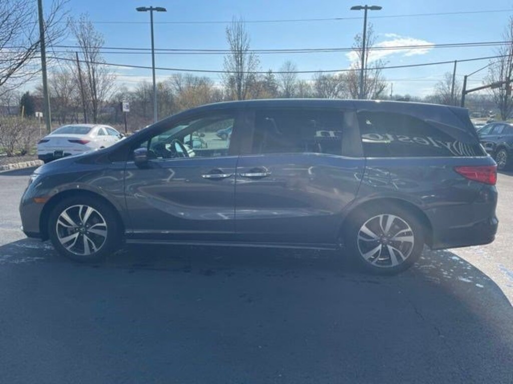 Used 2023 Honda Odyssey Touring Van