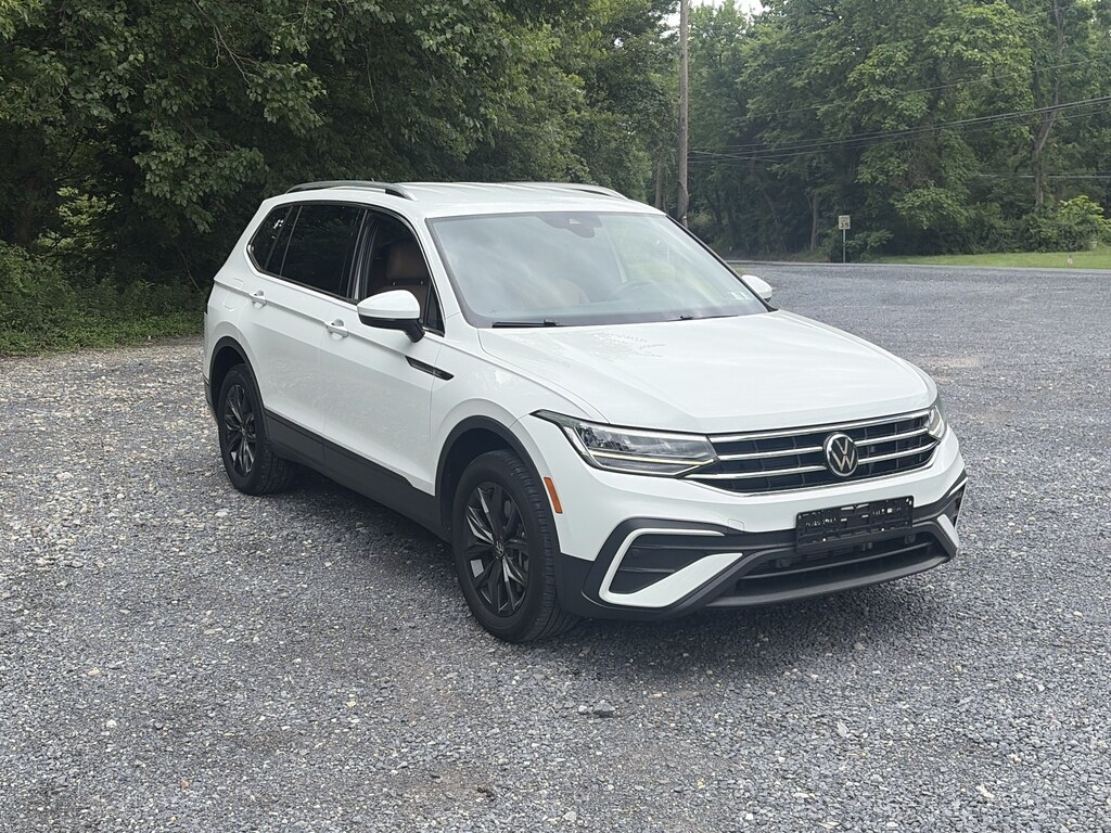 Used 2024 Volkswagen Tiguan SE SUV