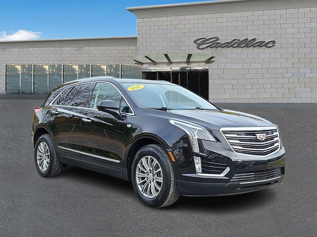 Used 2017 Cadillac XT5 Luxury FWD SUV