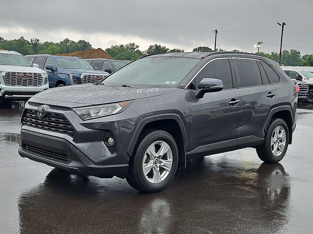Used 2021 Toyota RAV4 XLE SUV