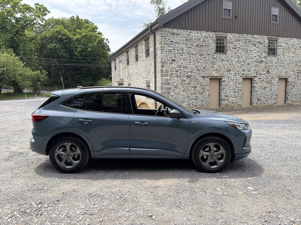 Used 2024 Ford Escape ST-Line SUV