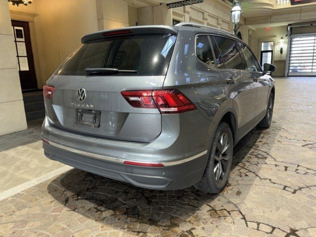 Used 2023 Volkswagen Tiguan SE SUV