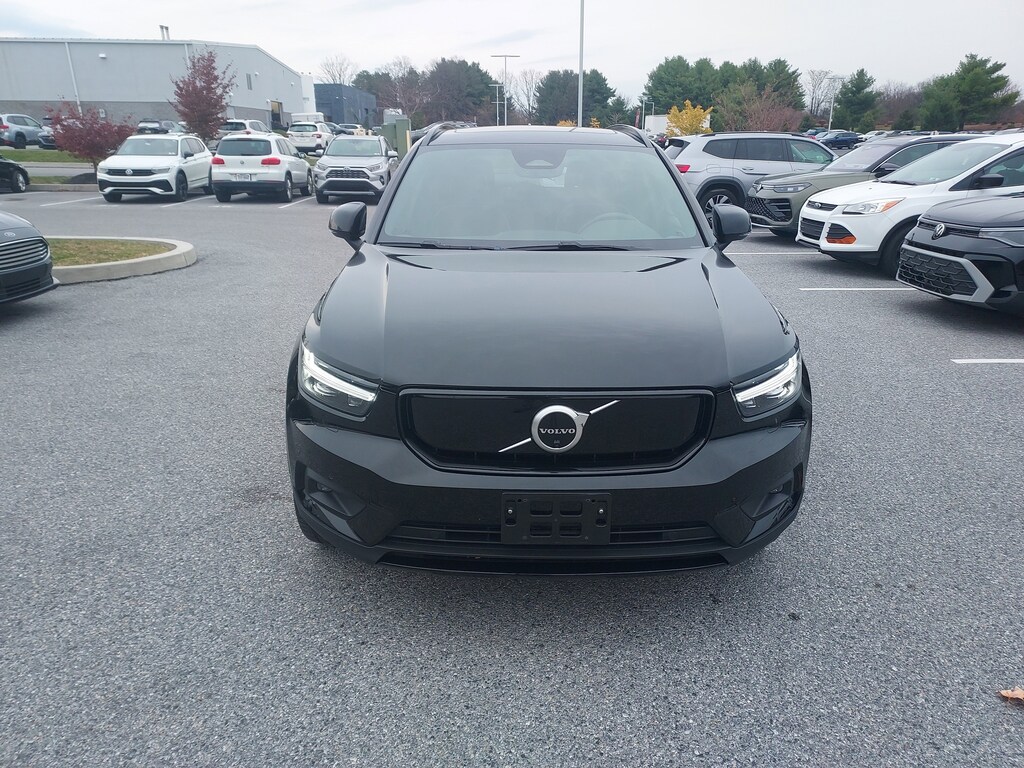 Used 2021 Volvo XC40 P8 SUV