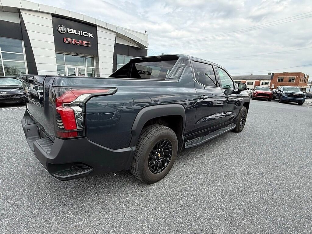 Used 2025 Chevrolet Silverado EV Extended Range LT Truck Crew Cab