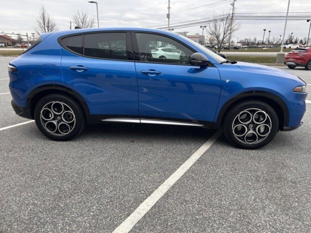 Used 2024 Alfa Romeo Tonale Ti SUV