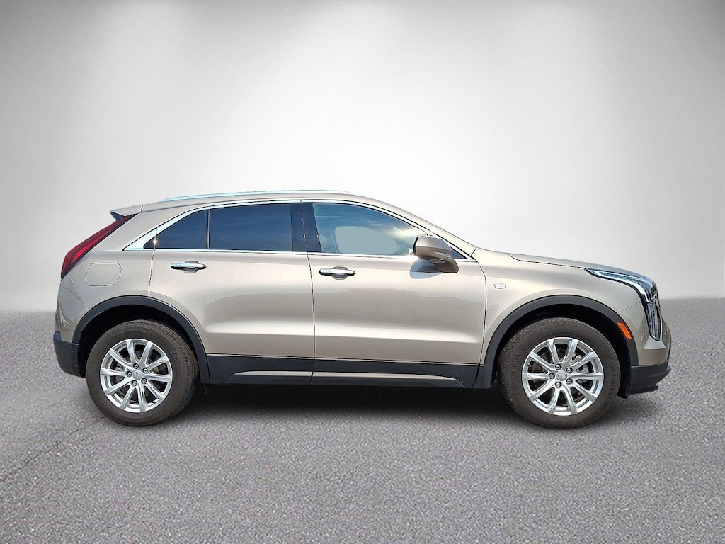 Used 2023 Cadillac XT4 AWD Luxury SUV