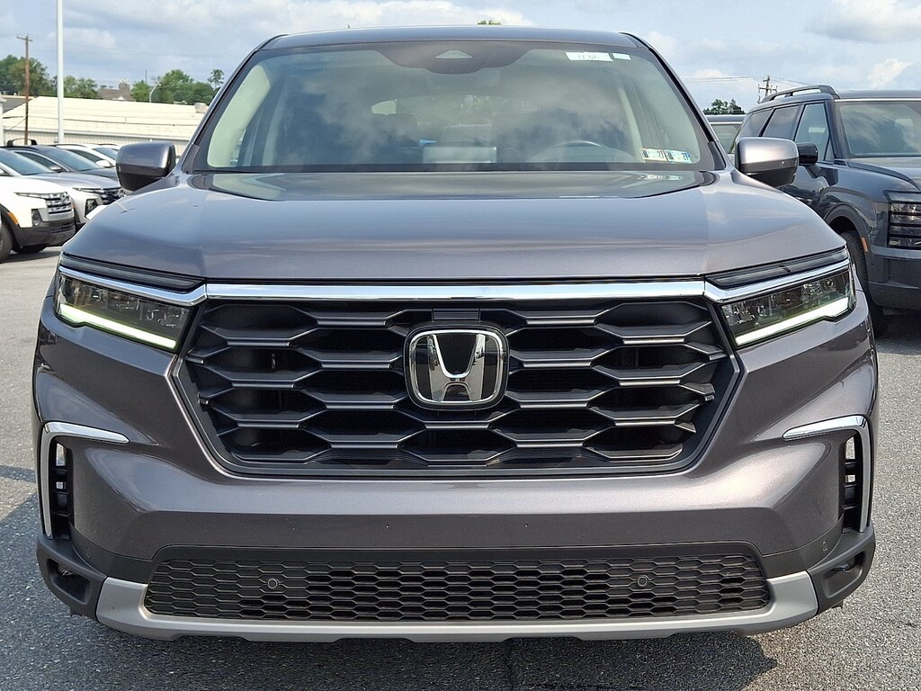 Used 2025 Honda Pilot EX-L SUV