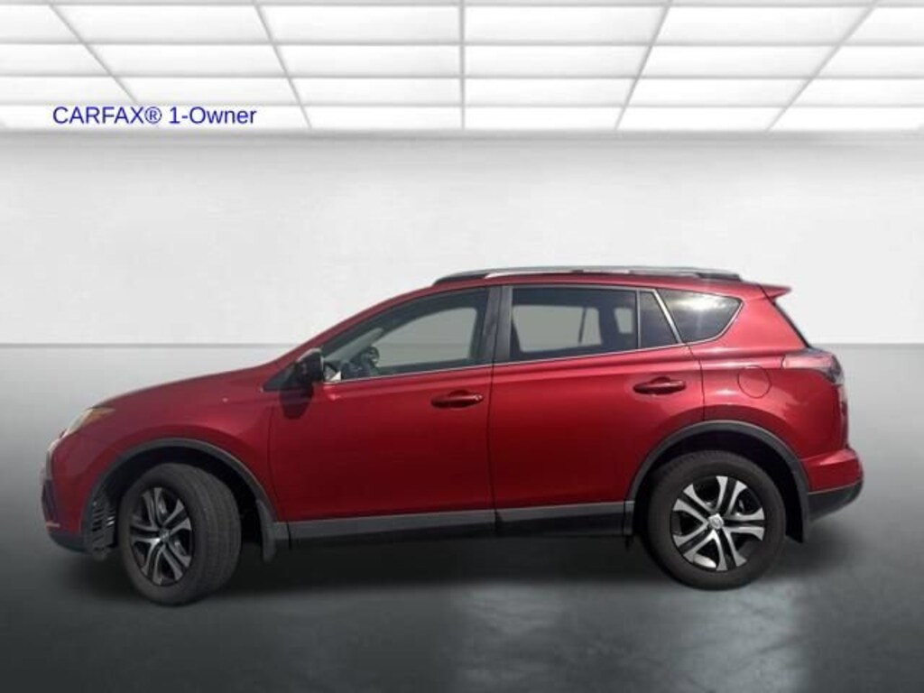 Used 2017 Toyota RAV4 LE SUV