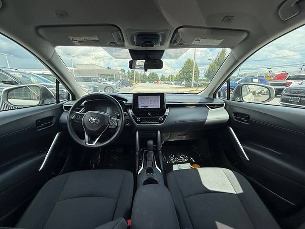 Used 2023 Toyota Corolla Cross LE SUV
