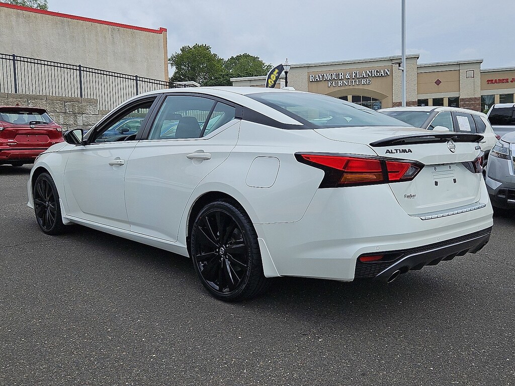 Certified 2022 Nissan Altima 2.5 SR Sedan
