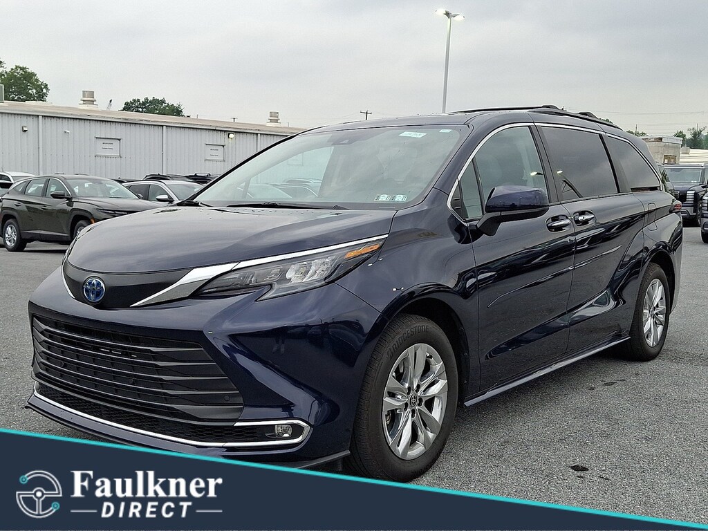 Certified 2024 Toyota Sienna XLE Van Passenger Van