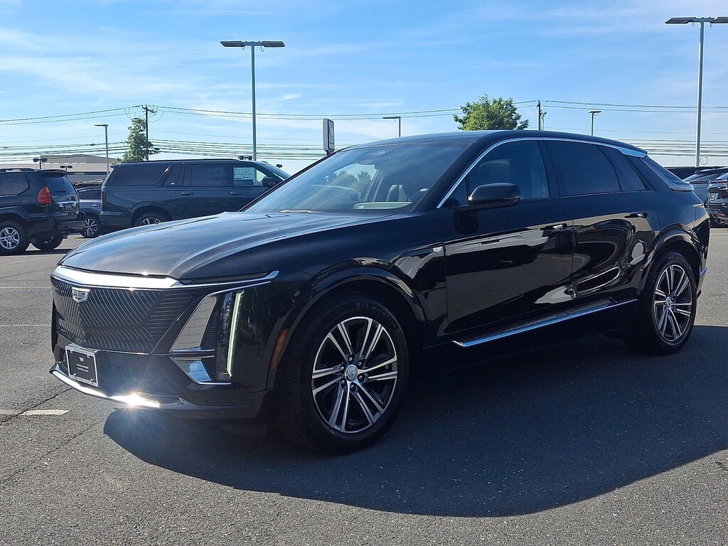 Certified 2024 Cadillac Lyriq Luxury SUV