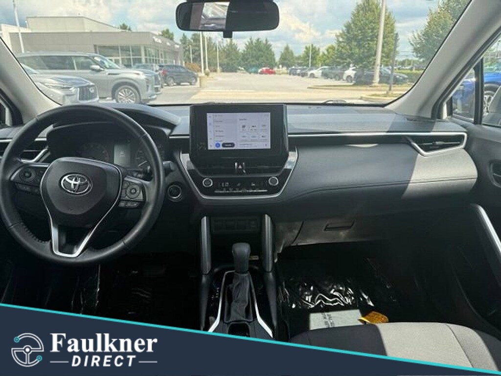 Used 2023 Toyota Corolla Cross LE SUV