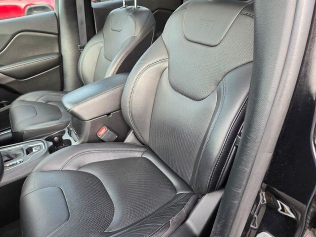 Used 2021 Jeep Cherokee High Altitude SUV