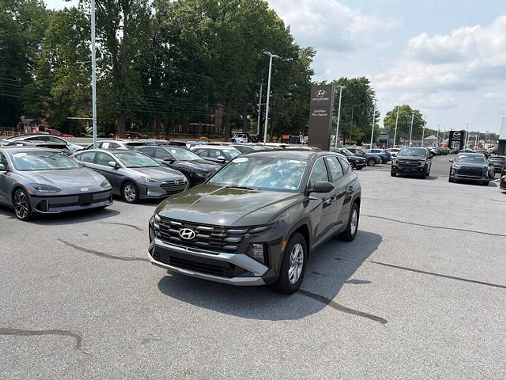Certified 2025 Hyundai Tucson SE SUV