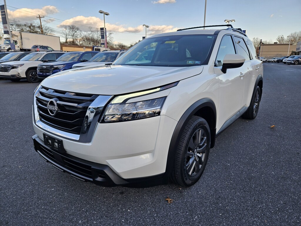 Used 2022 Nissan Pathfinder SV SUV