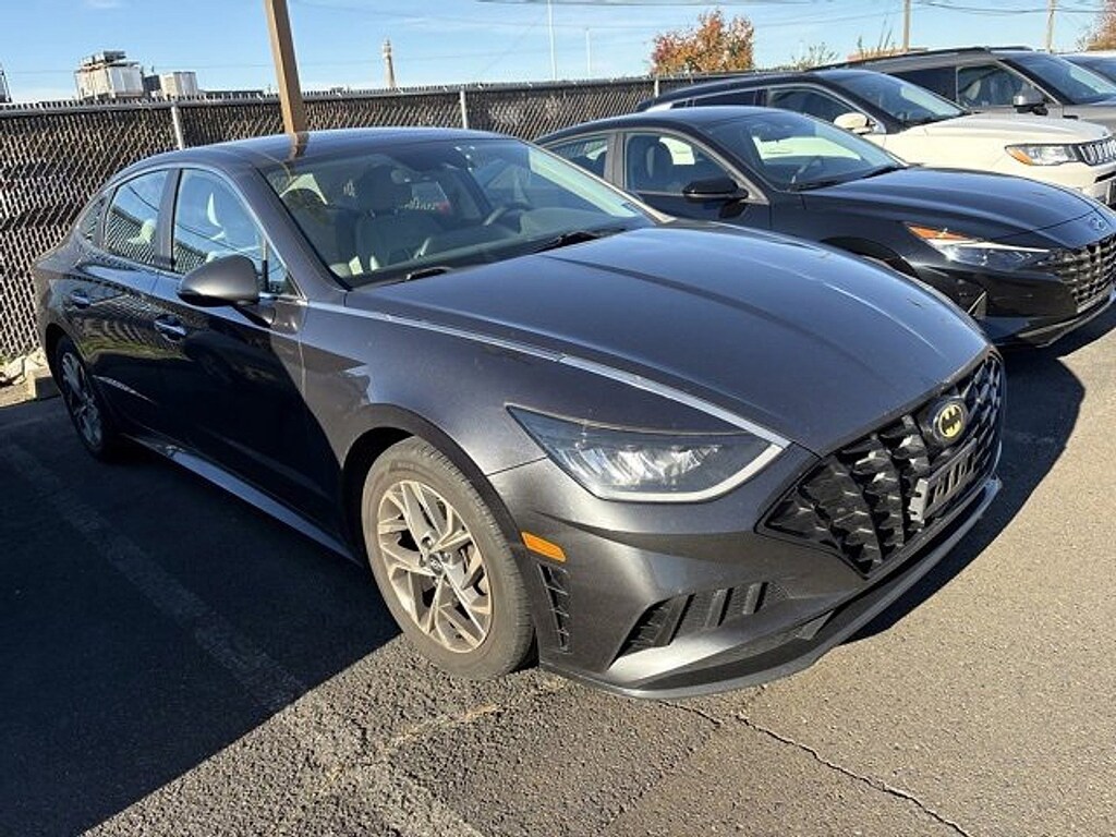 Used 2020 Hyundai Sonata SEL Sedan