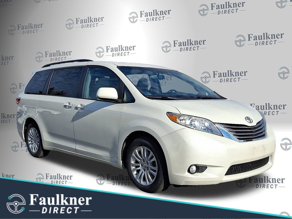 Used 2017 Toyota Sienna XLE Van Passenger Van