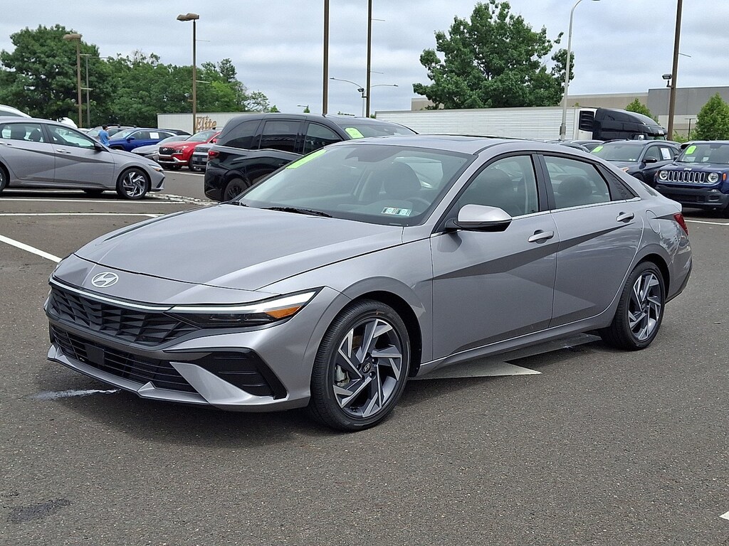 Certified 2025 Hyundai Elantra Hybrid Limited Sedan