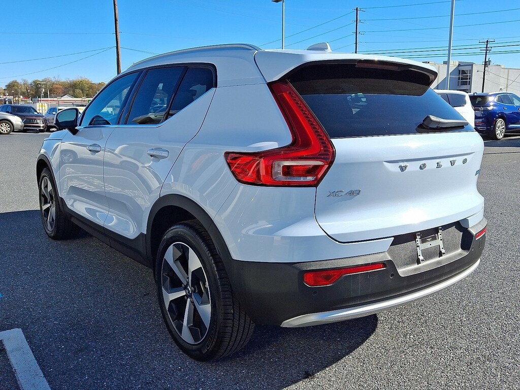 Used 2025 Volvo XC40 Plus Bright Theme SUV