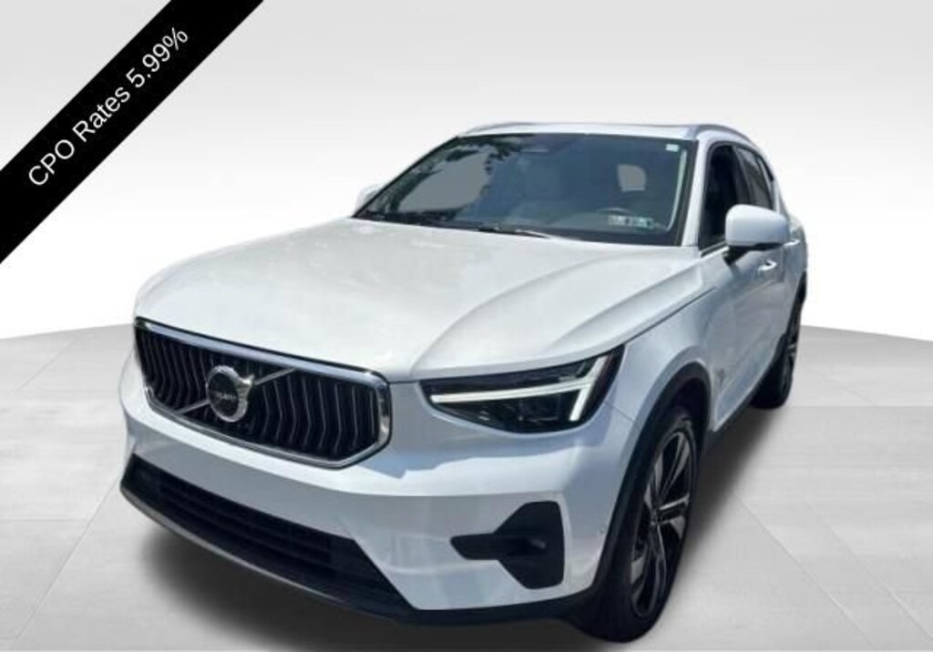Certified 2024 Volvo XC40 Ultimate Bright Theme SUV
