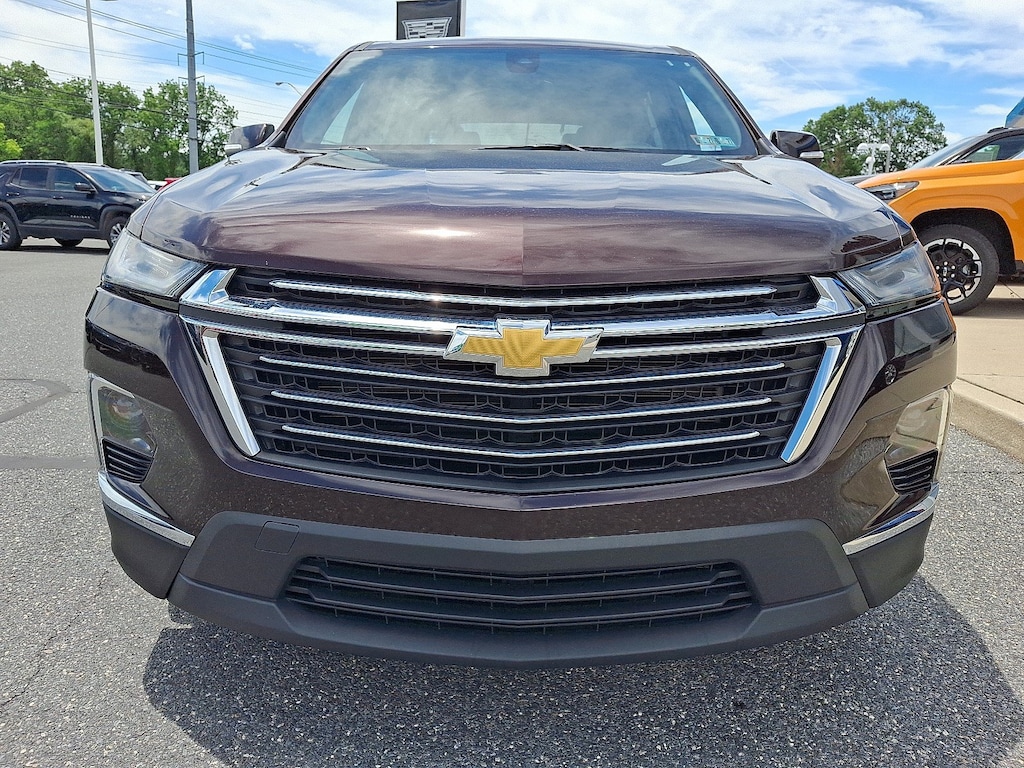 Certified 2023 Chevrolet Traverse LT Cloth SUV
