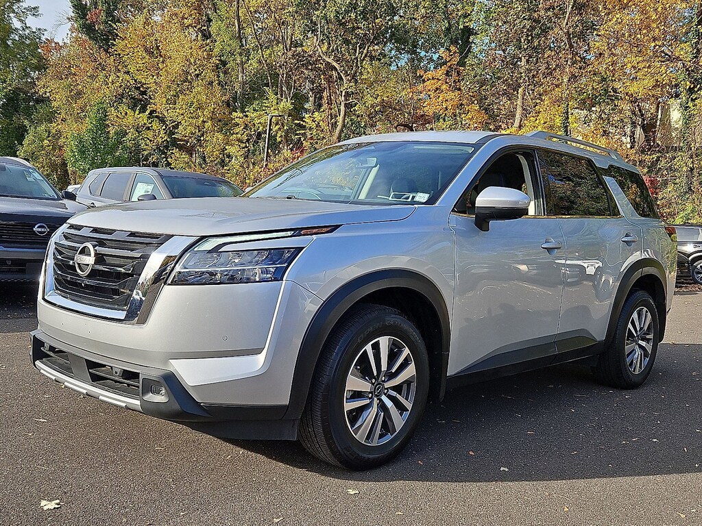 Certified 2023 Nissan Pathfinder SL SUV
