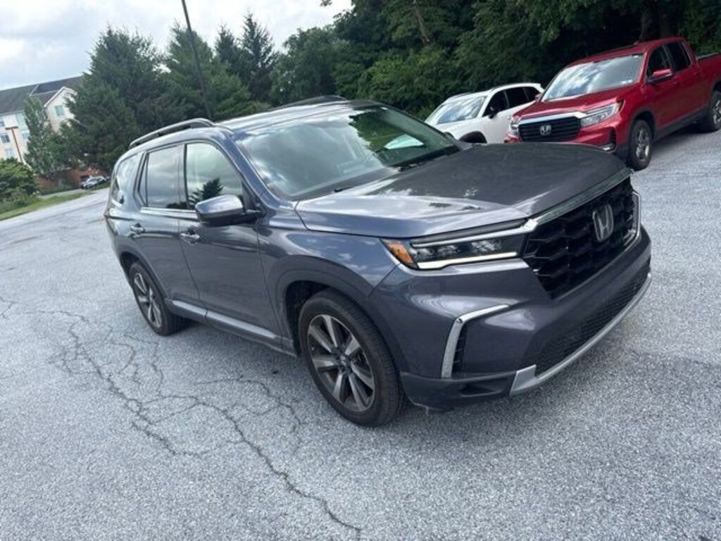 Certified 2023 Honda Pilot Touring SUV