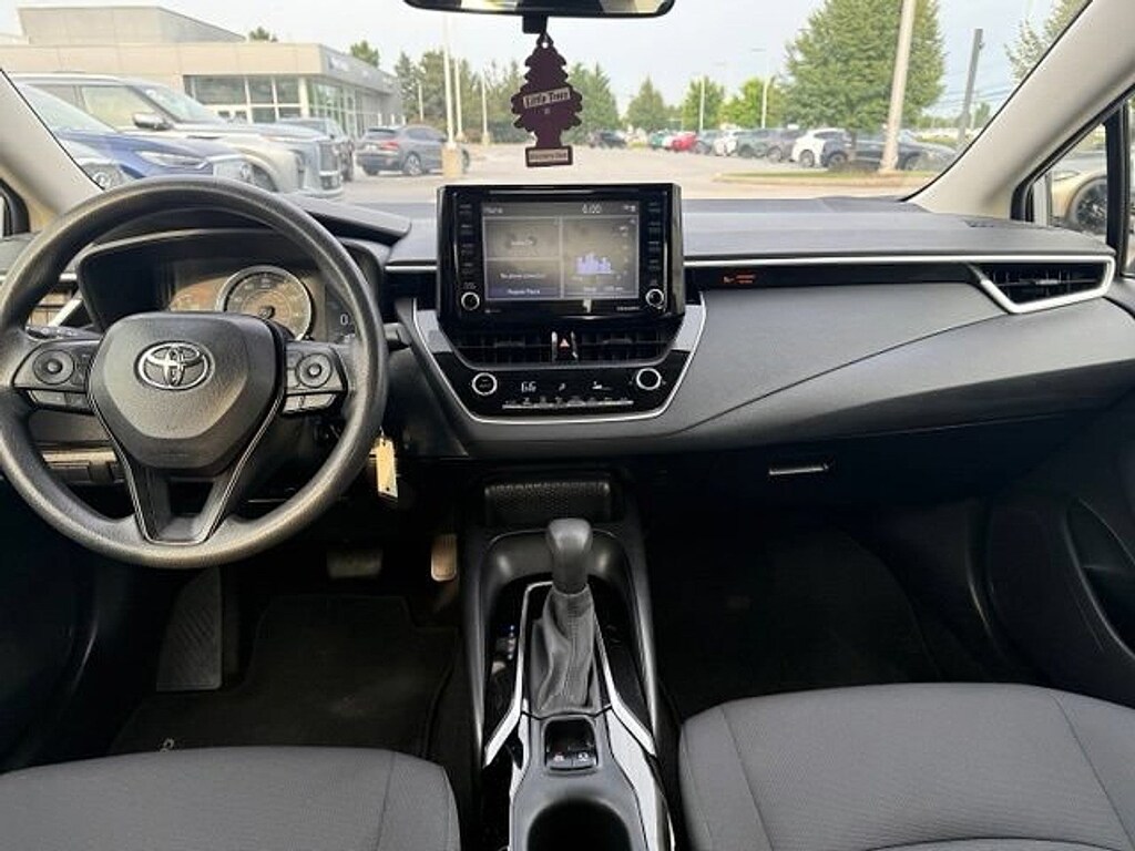 Used 2022 Toyota Corolla LE Sedan