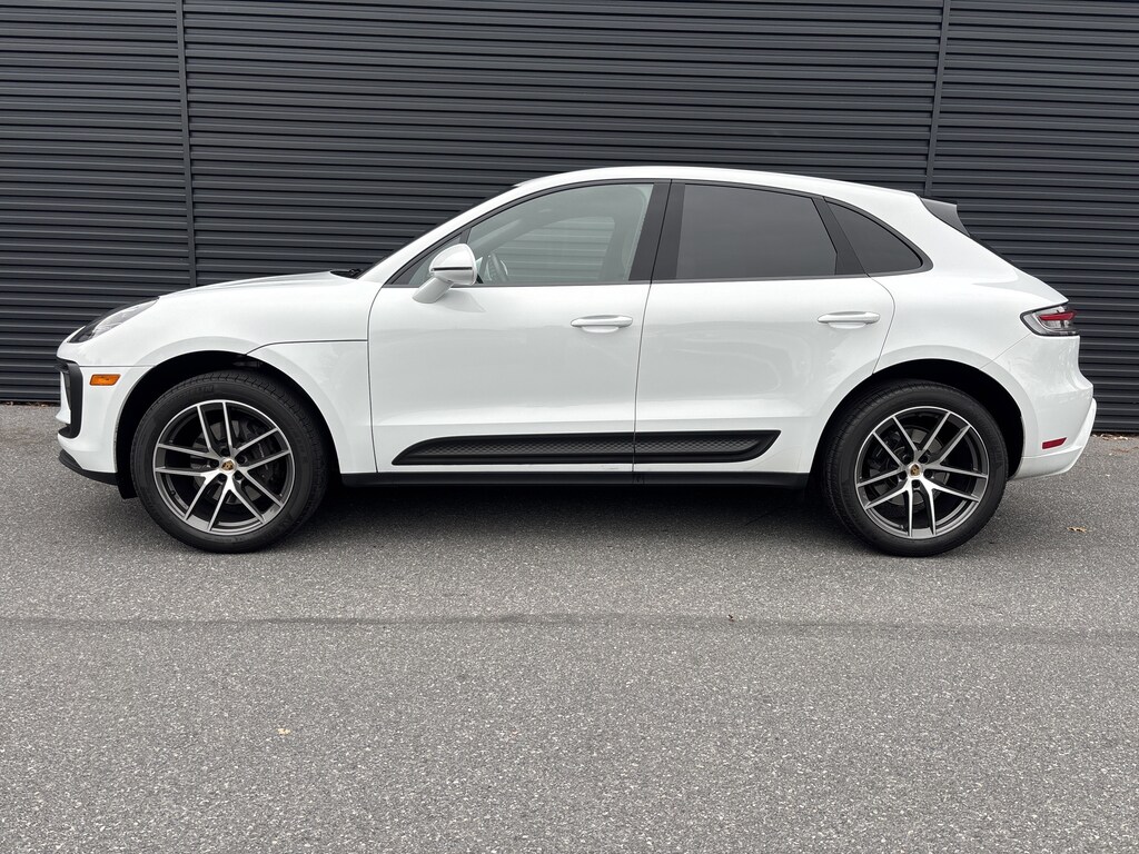Used 2022 Porsche Macan SUV